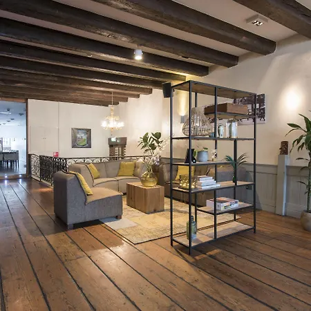 Dikker & Thijs מלון 4*