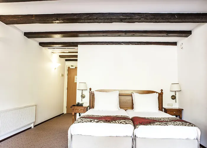 ディッカー ＆ タイス ホテル