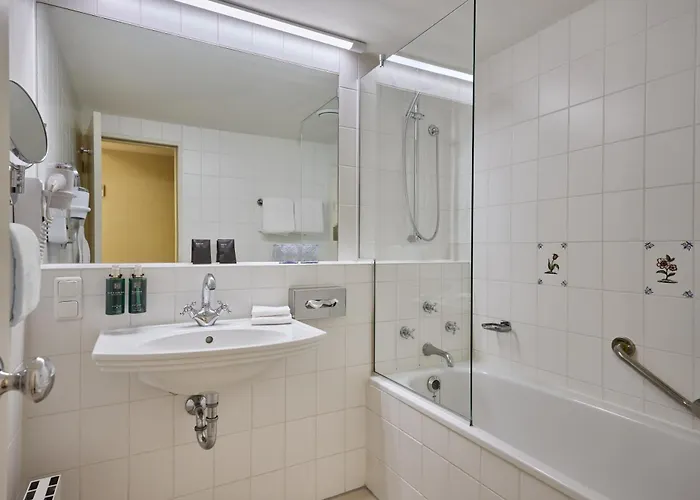 ホテル ディッカー ＆ タイス